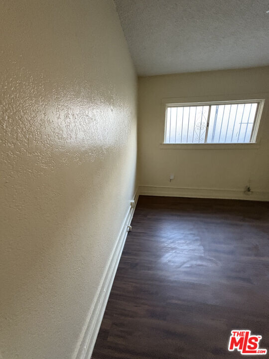 Building Photo - 5340 2nd Ave