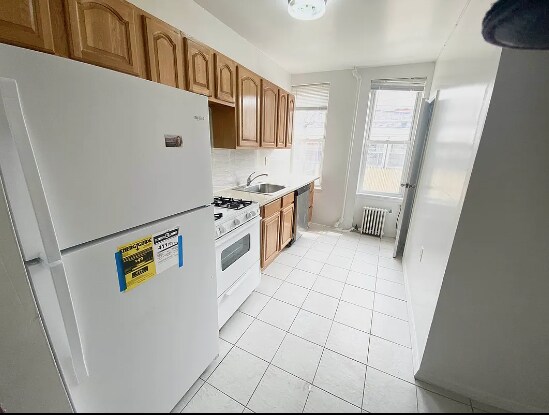 Building Photo - 3211 48th St