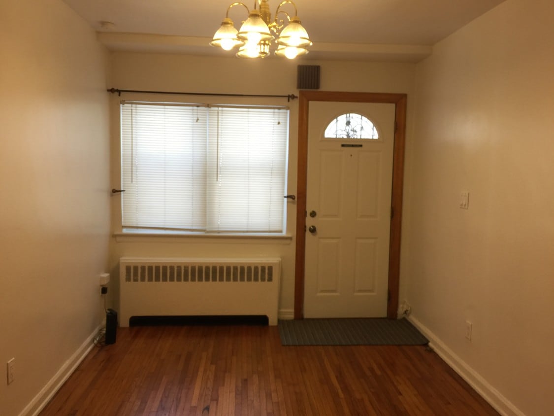 Primary Photo - 2263 Bruckner Blvd