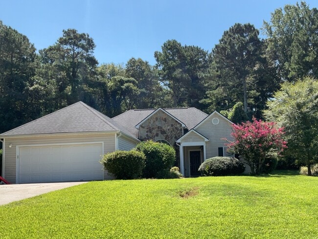 Building Photo - 1085 Poplar Ln