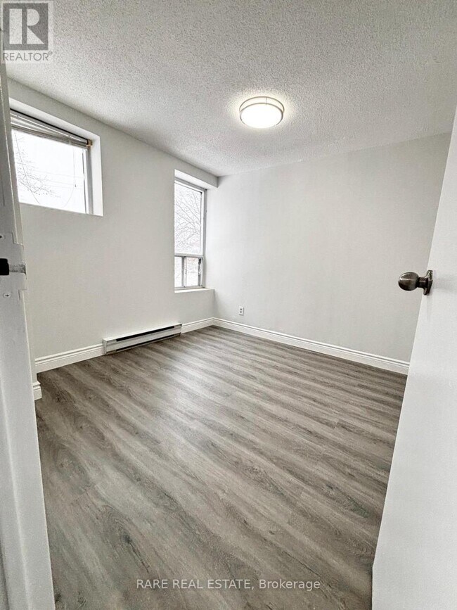 Photo du bâtiment - 99 Bellevue Ave