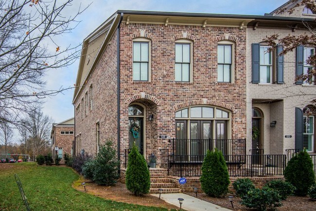 Foto del edificio - 548 Village Park Dr NW