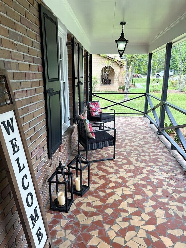 Foto del edificio - 104 Tyvola Dr