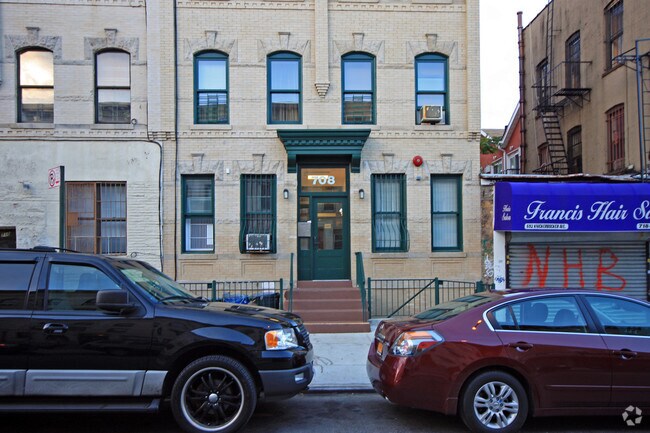 Building Photo - Knickerbocker Avenue Cluster