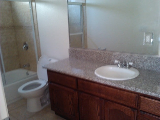 Downstairs bathroom - 454 E 47th St