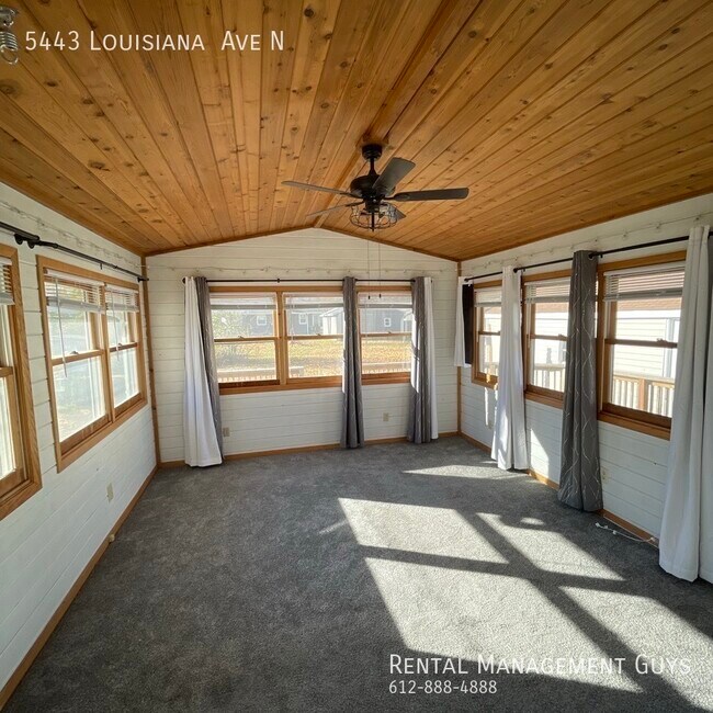 Building Photo - Nice 3 Bedroom Home In Crystal for Rent!
