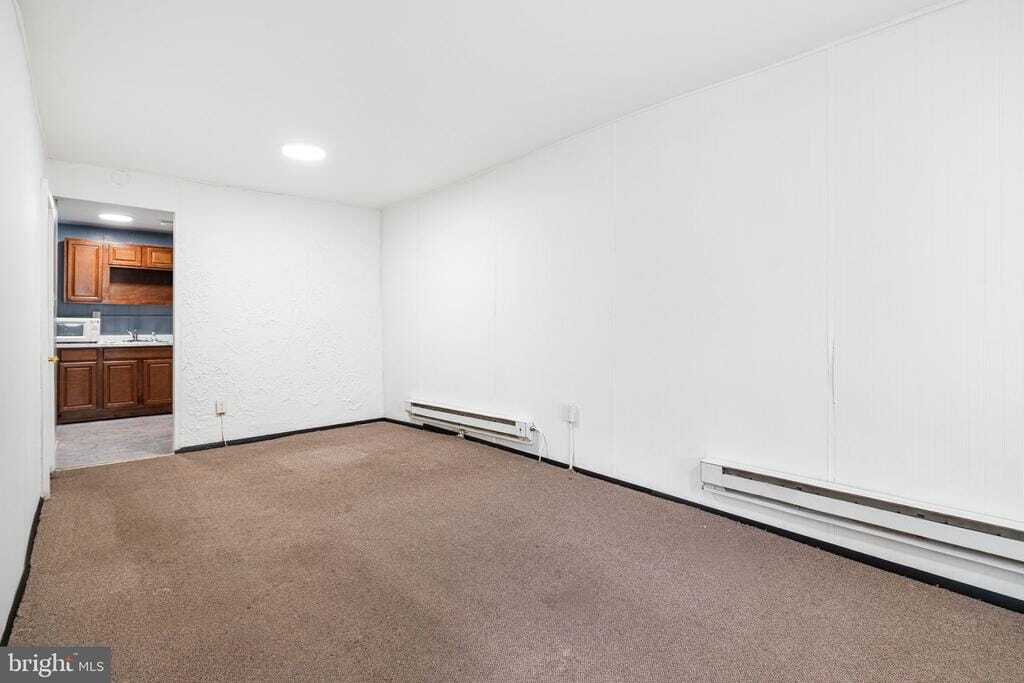 Foto del edificio - 886 N 66th St