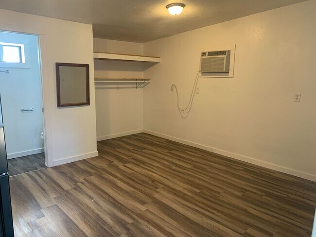 Foto del edificio - 2614 Monterey St