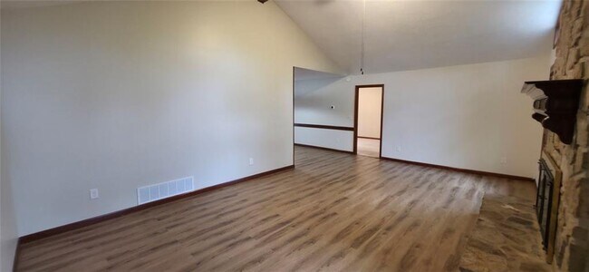 Foto del edificio - 3415 Michael Cir