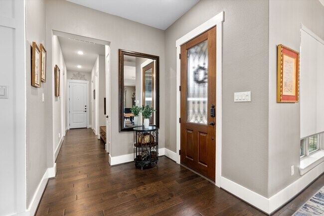 Foto del edificio - 4616 Avery Way