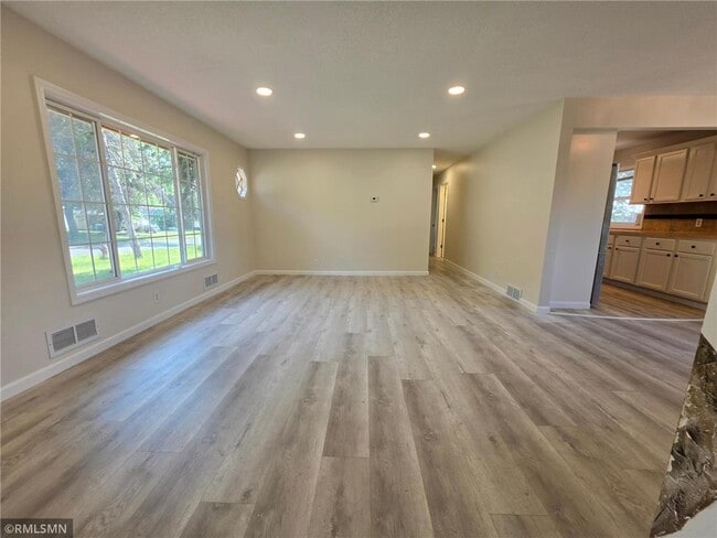 Building Photo - 1306 Woodhill Rd
