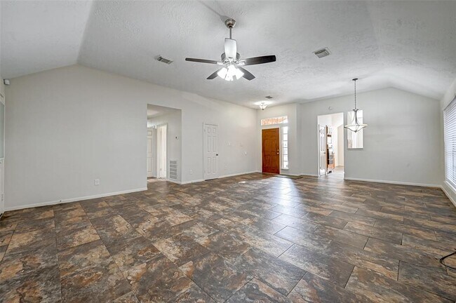 Building Photo - 9803 Knights Dr