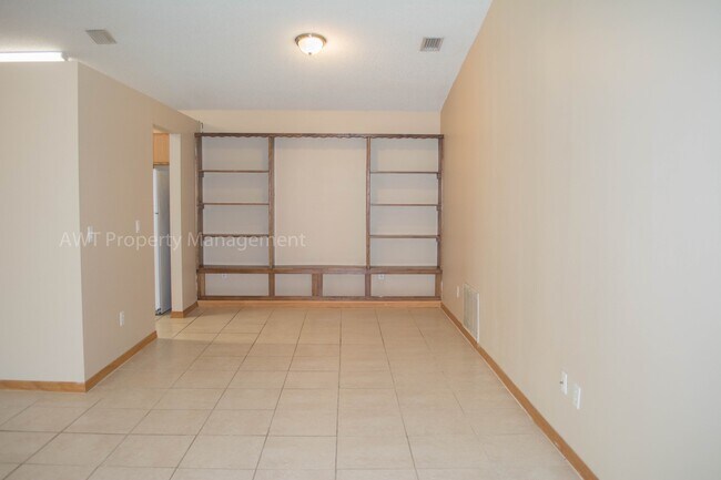 Foto del edificio - 14 Wood Amber Ln