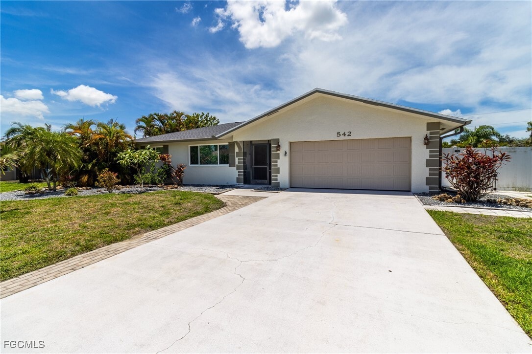 Foto principal - 542 SE 33rd Terrace