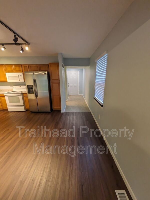 307 NE Timbercreek Dr, Lee's Summit, MO 64086 House Rental in Lee's Summit, MO