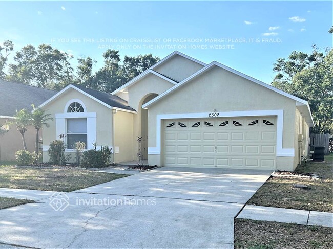Building Photo - 2502 Clareside Dr