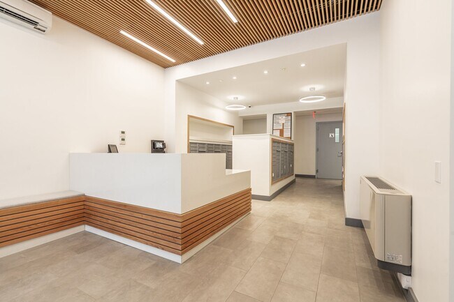 Foto del edificio - 321 E 22nd St