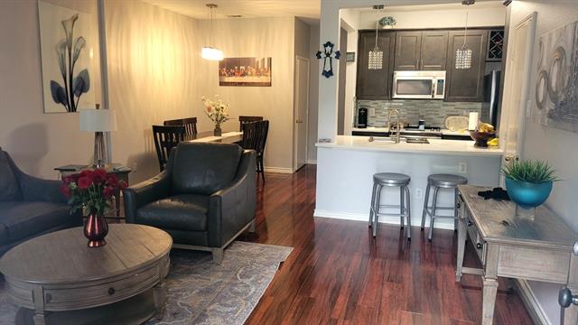 Foto del edificio - 3918 Pickett Pl Dr