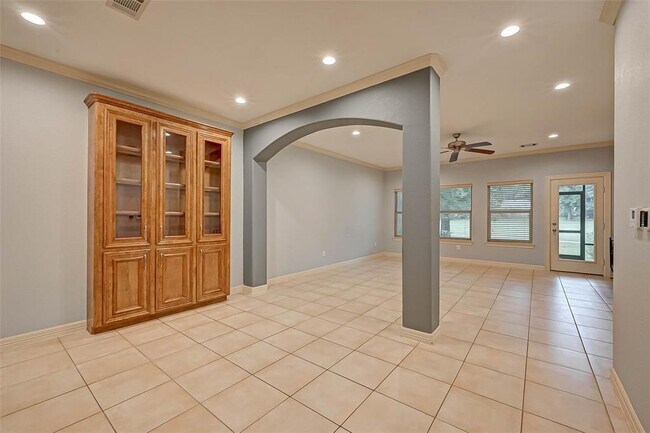 Foto del edificio - 3450 Pebble Beach Blvd