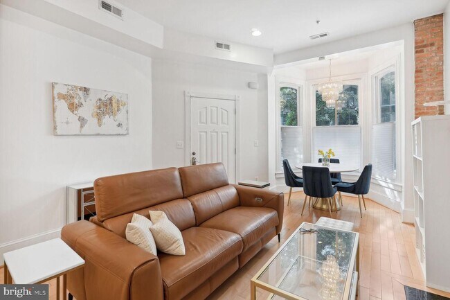 Foto del edificio - 1447 Swann St NW