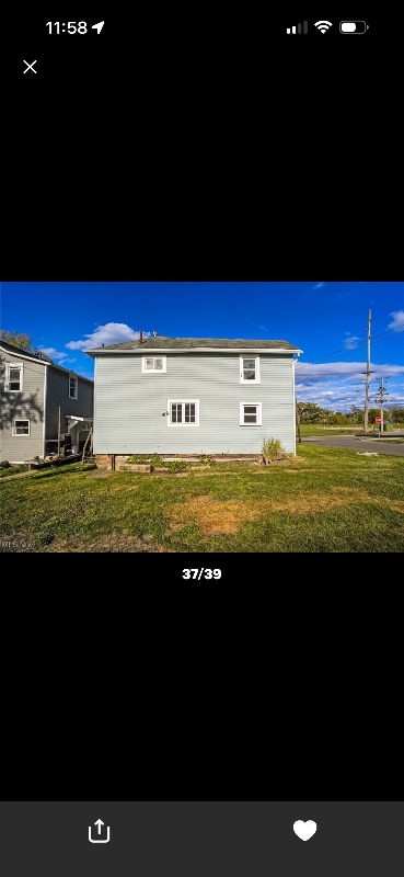 Building Photo - 608 N Freedom Ave