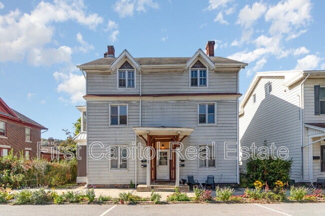 Building Photo - 149 N 2nd St