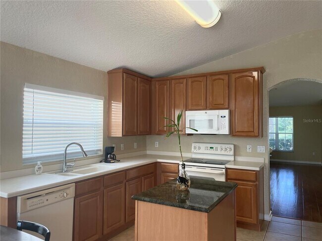 Foto del edificio - 5972 Buford St