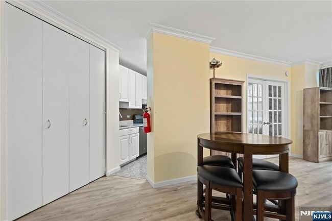 Foto del edificio - 7004 JFK Blvd E