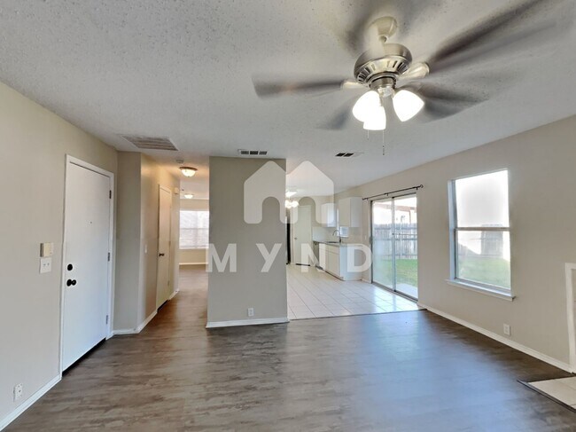 Foto del edificio - 1120 Beechwood Dr