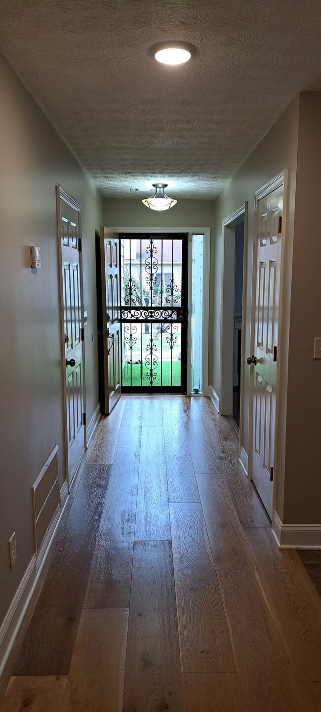 Photo - 1610 Burnstone Dr Townhome