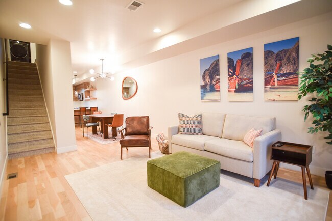 Foto del edificio - 3520 W Conejos Pl