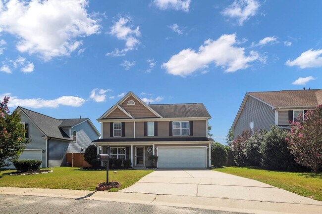 Building Photo - 3 Bedroom 2.5 Bath in Fuquay Varina