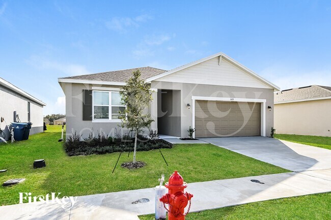 Building Photo - 609 Crown Rose Dr