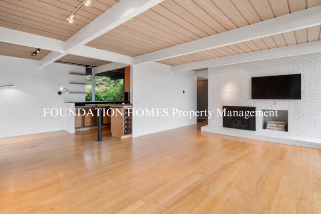 Foto del edificio - 332 Ridgewood Ave