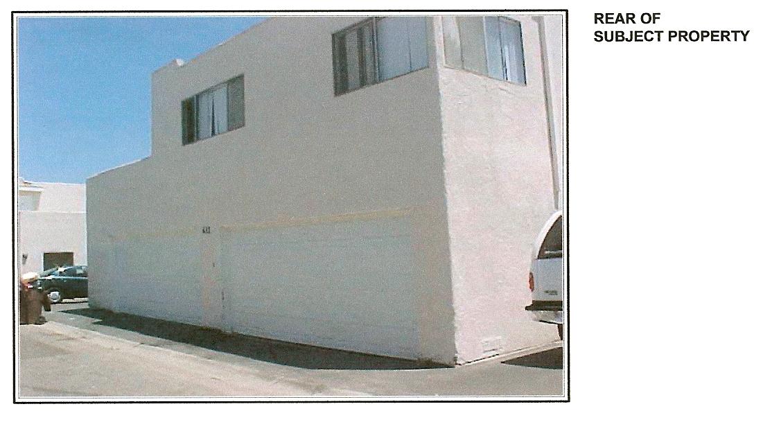 Building Photo - 611 Calle Campana Rd