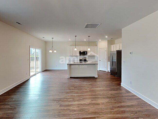 Foto del edificio - 4750 Chutney Dr