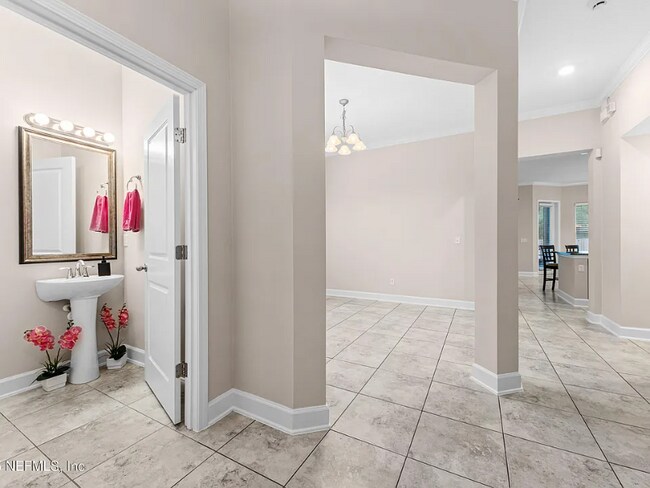 Building Photo - 15672 Tisons Blf Rd