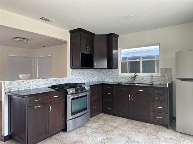 Foto del edificio - 8302 Tyler Cir