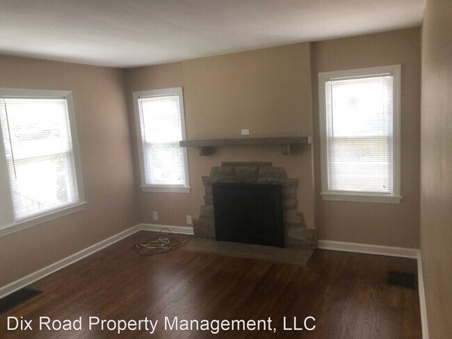 Foto del edificio - 3 br, 1.5 bath House - 41 Burgess Avenue,