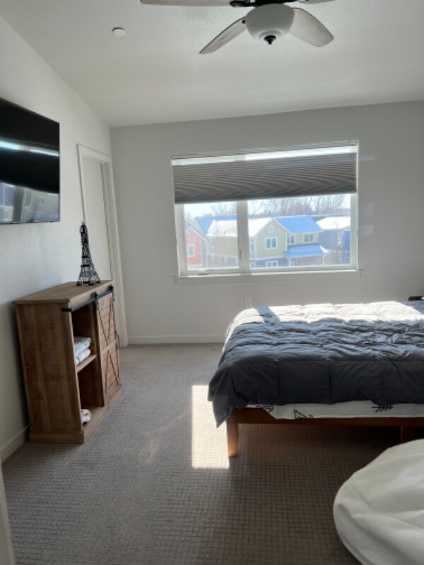 Foto del edificio - 225 Greenleaf St