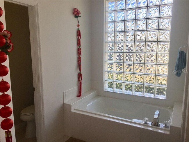 Foto del edificio - 3 br, 2 bath House - 24191 Buckingham Way