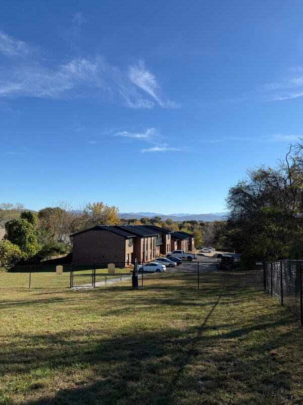 Foto principal - 124 Asbury Way