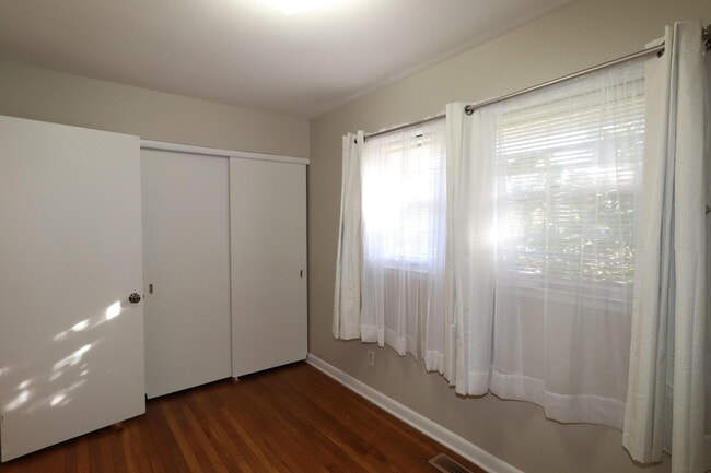 Building Photo - 501 Westerfield Way