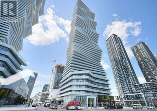 Building Photo - 3900-3900 Confederation Pkwy