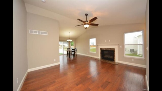 Foto del edificio - 205 Stone Run Blvd