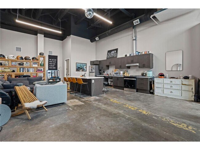 Foto del edificio - 801 SE 9th St
