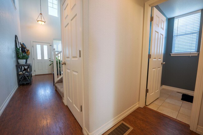 Foto del edificio - Beautiful Home Located In Amazing Banning ...