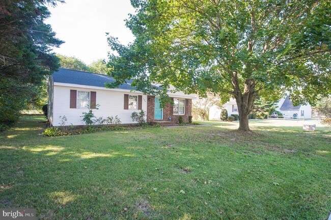 Building Photo - 104 Halsey Dr