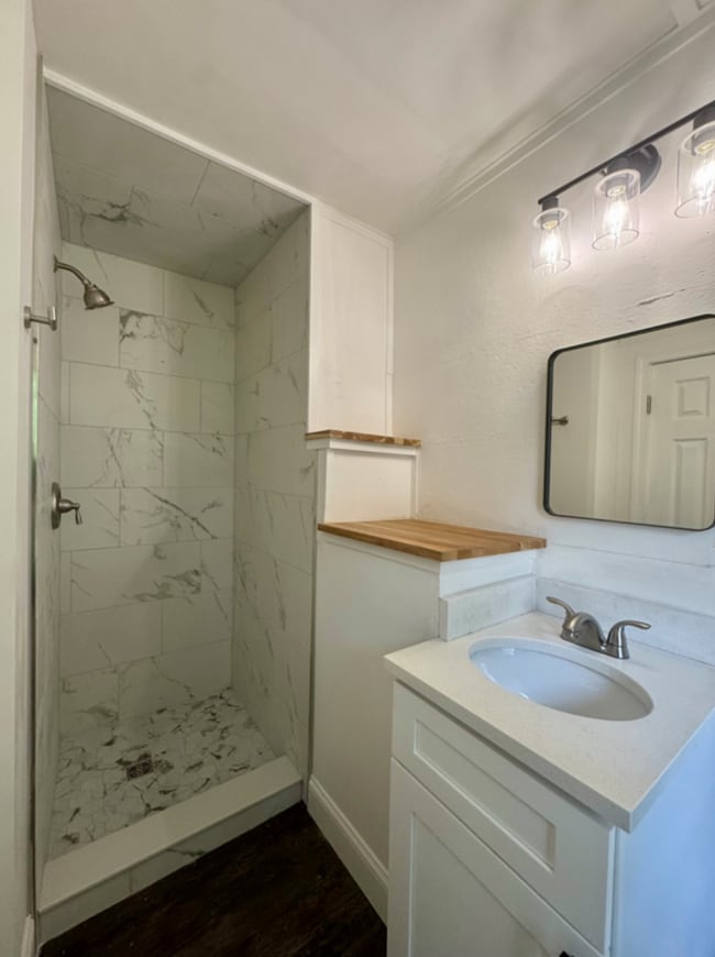 Building Photo - 16 Spaulding St