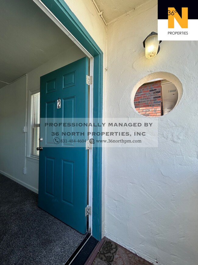 238 Capitol St Unit Residential 2, Salinas, CA 93901 Room for Rent